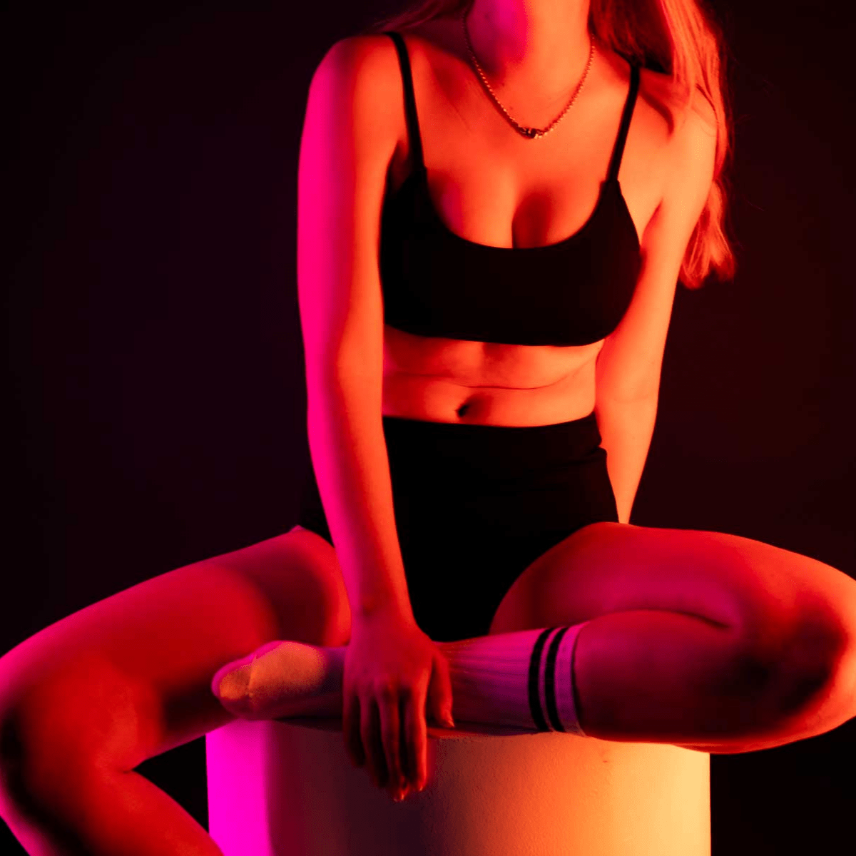 Matching period-proof swimwear set for teens poolside
